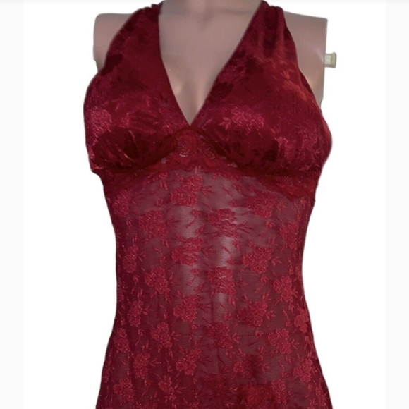 SEXY RED LINGERIE SET - Picture 8 of 12